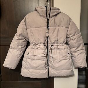 Elegant Women's Puffer Jacket in taupe